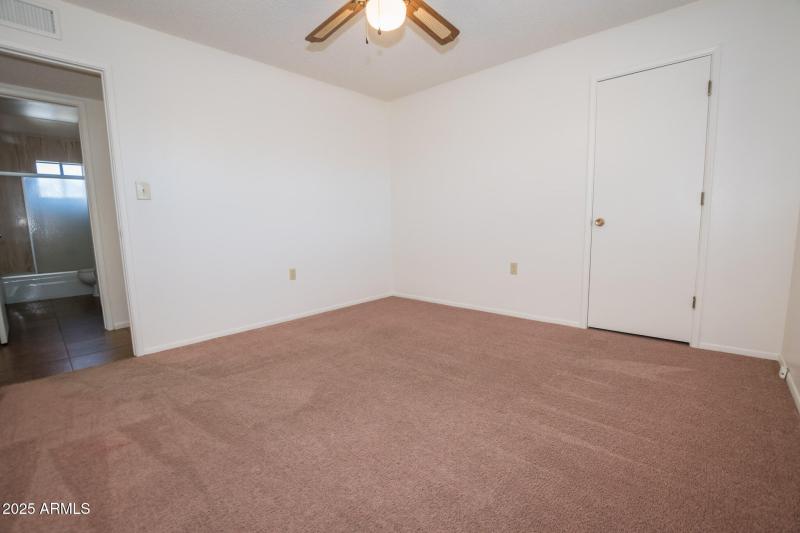 597 Hegge Dr 11-08-2025 (43)