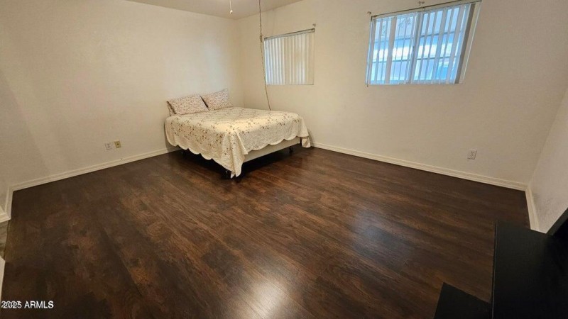 20251010213215209367000000-o