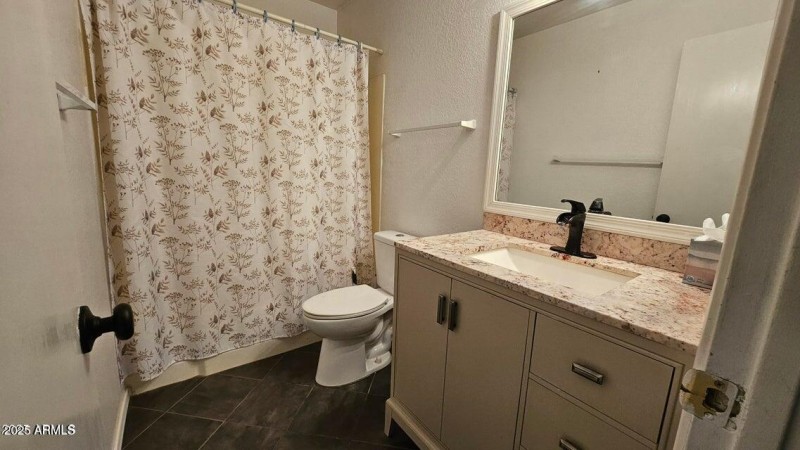 20251010213313254723000000-o