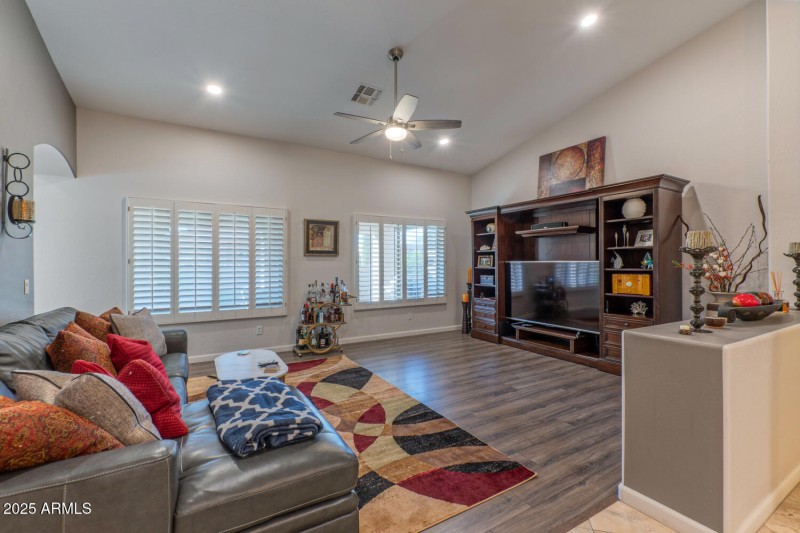 4601 East Pinnacle Vista Drive-large-003