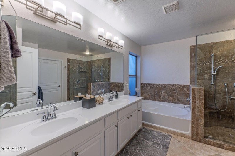 4601 East Pinnacle Vista Drive-large-012