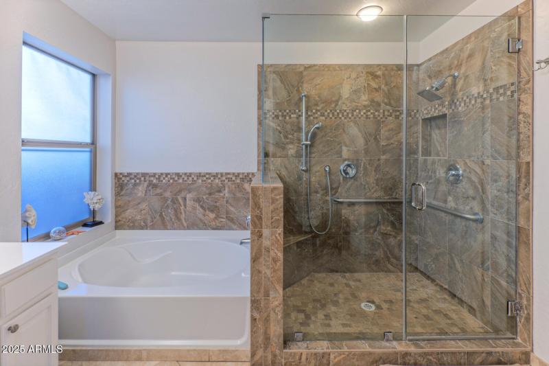 4601 East Pinnacle Vista Drive-large-013