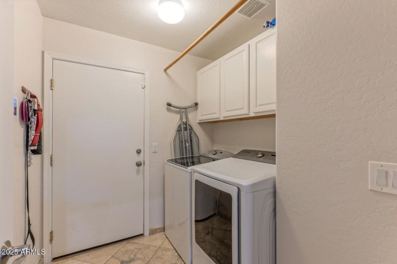 4601 East Pinnacle Vista Drive-large-017