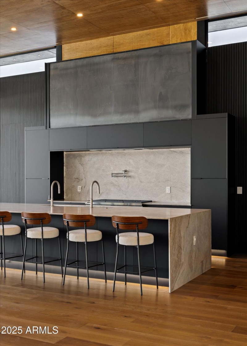 14-6026 E Pershing Dr_14