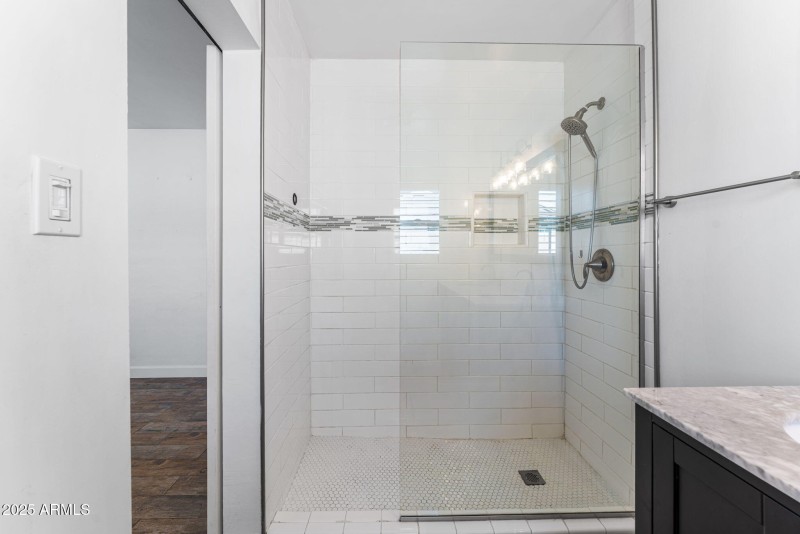 11-web-or-mls-DSC08770