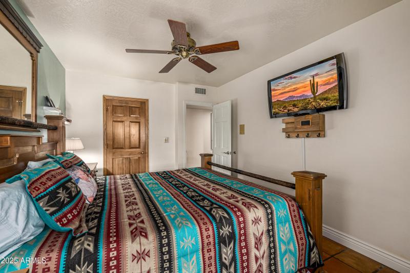 16557 E Nicklaus Dr 4th Suited Bedroom