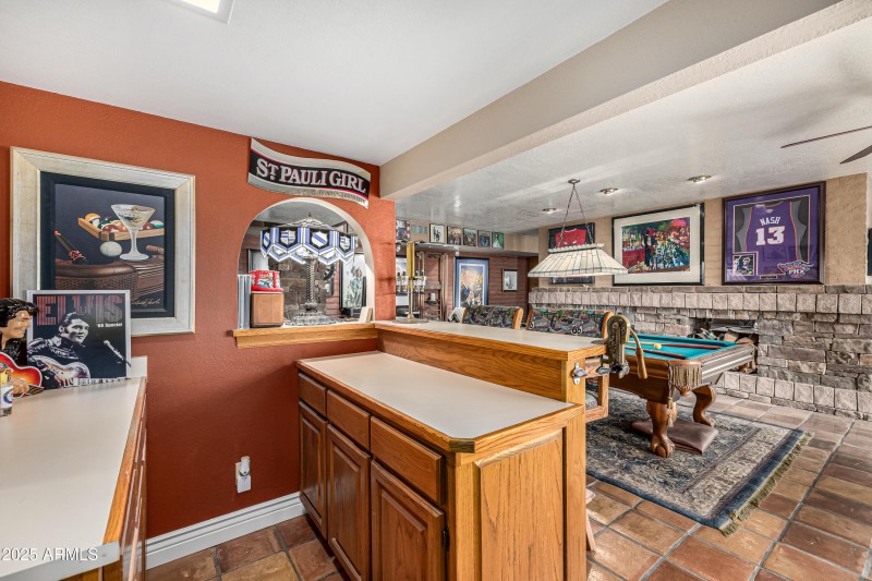 16557 E Nicklaus Dr 2nd Bar & Kitchen a