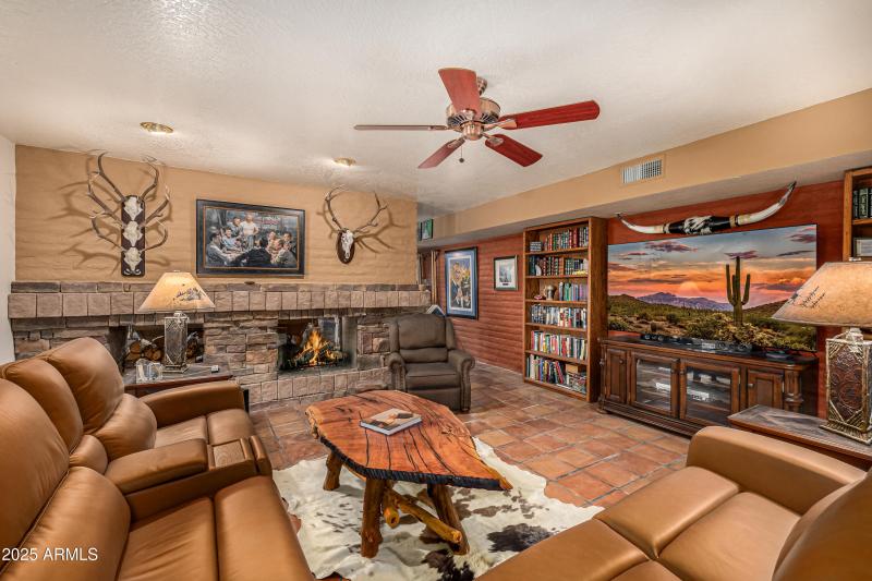 16557 E Nicklaus Dr Family Room angle