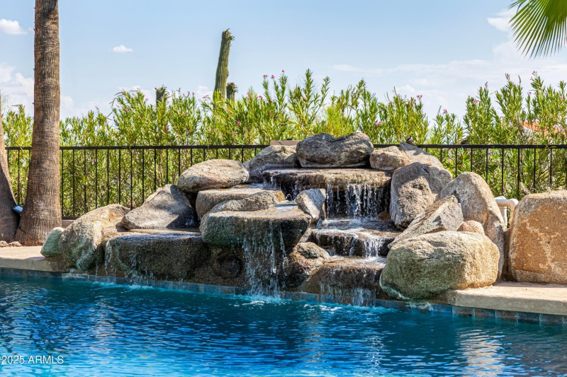 16557 E Nicklaus Dr Pool Waterfall dayli