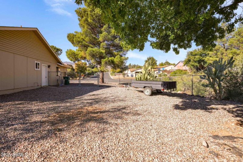 Side yard view to front