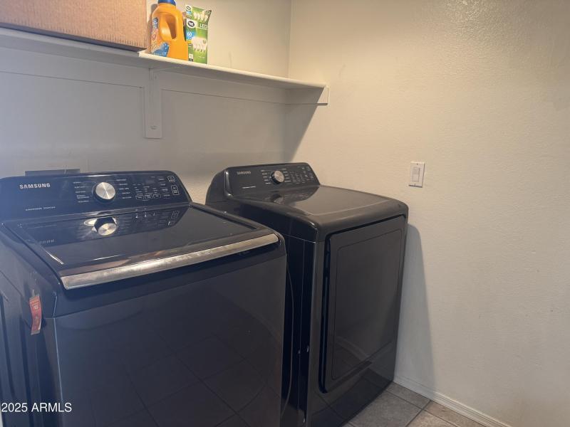 Washer Dryer Included