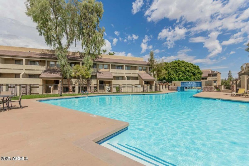 71e395d23d55782f976a1742d3f7ea4a8c87ee10