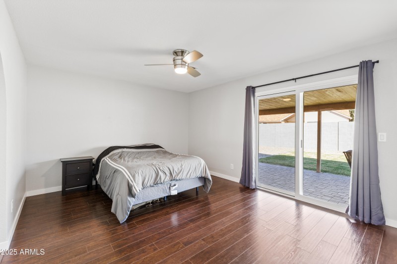 6102 E Fairfield St-20