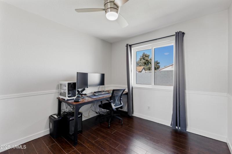 6102 E Fairfield St-18