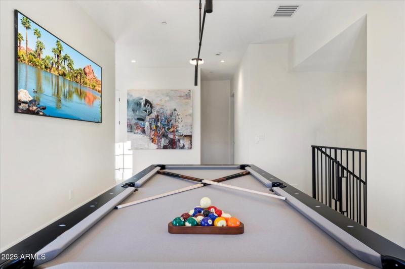 Game room, complete with pool table