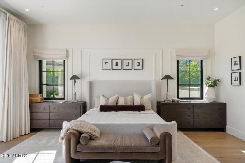 Touch of a button closes all drapes