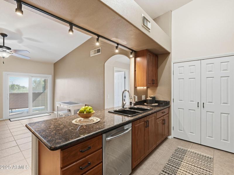 9-web-or-mls-010_ListerPros