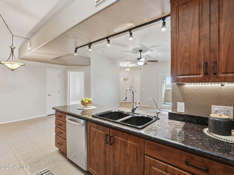 12-web-or-mls-013_ListerPros