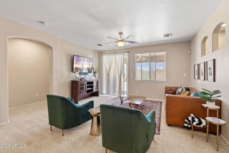 6919 S 71st Drive, Laveen AZ 85339