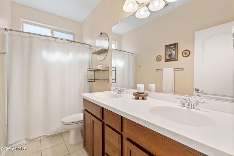 6919 S 71st Drive, Laveen AZ 85339