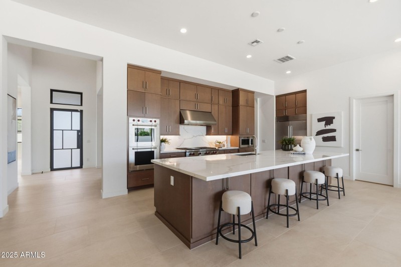 16-web-or-mls-016_ListerPros