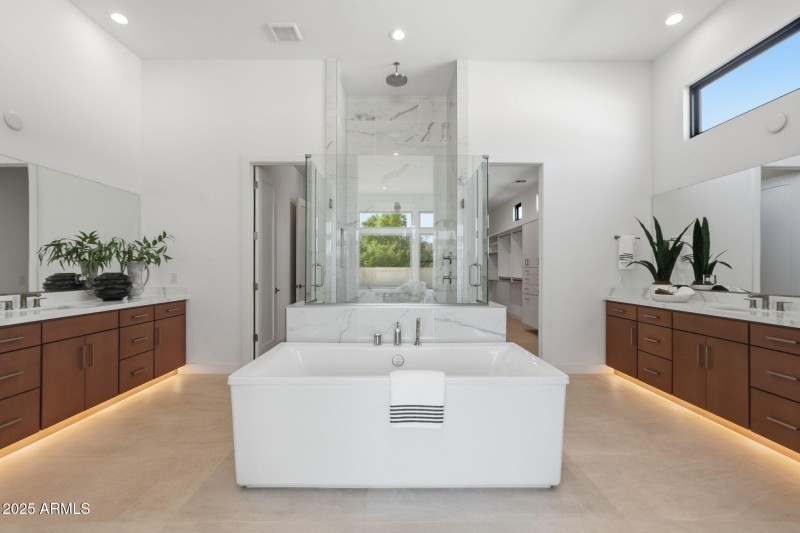 43-web-or-mls-043_ListerPros