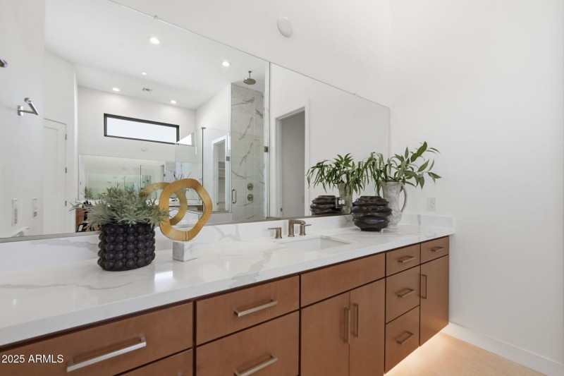 44-web-or-mls-044_ListerPros