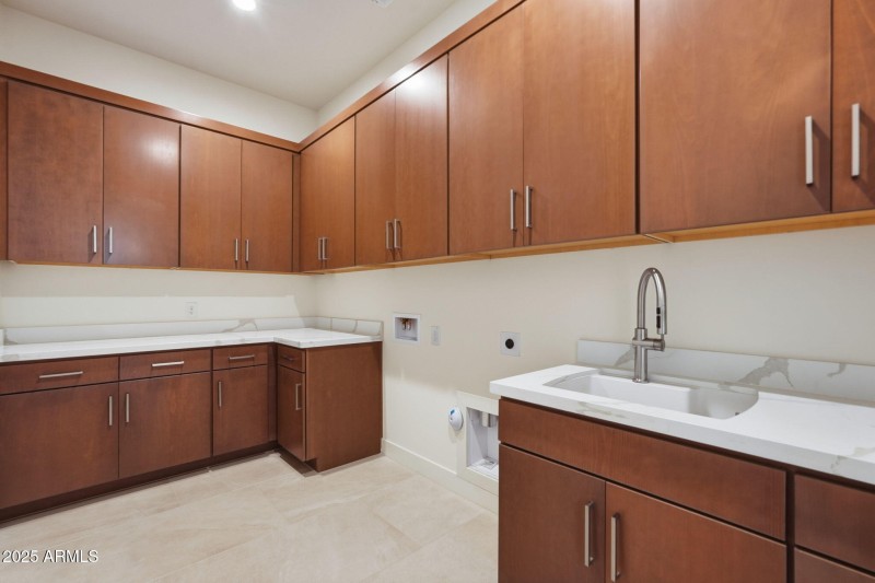 47-web-or-mls-047_ListerPros