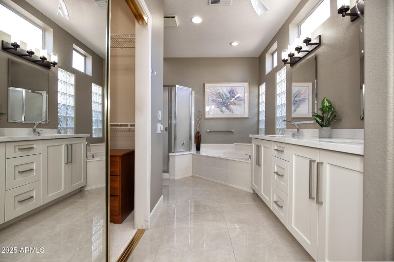 029_14416WRobertsonDr