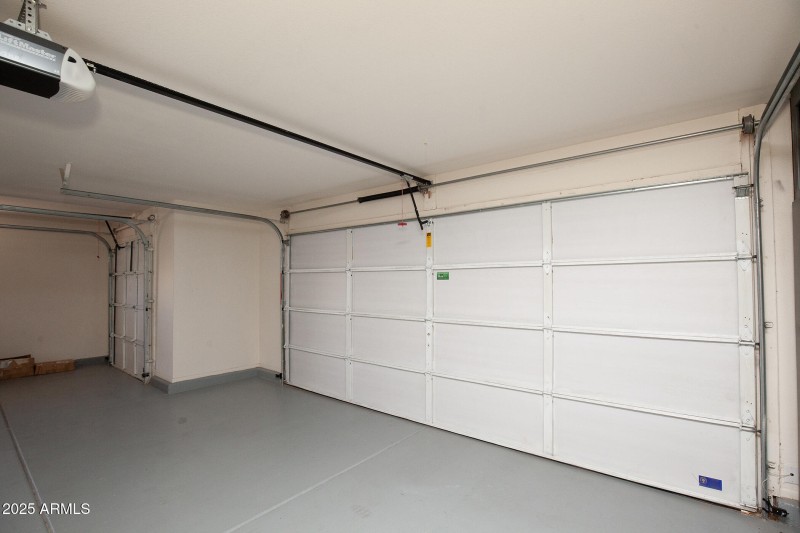 065_14416WRobertsonDr