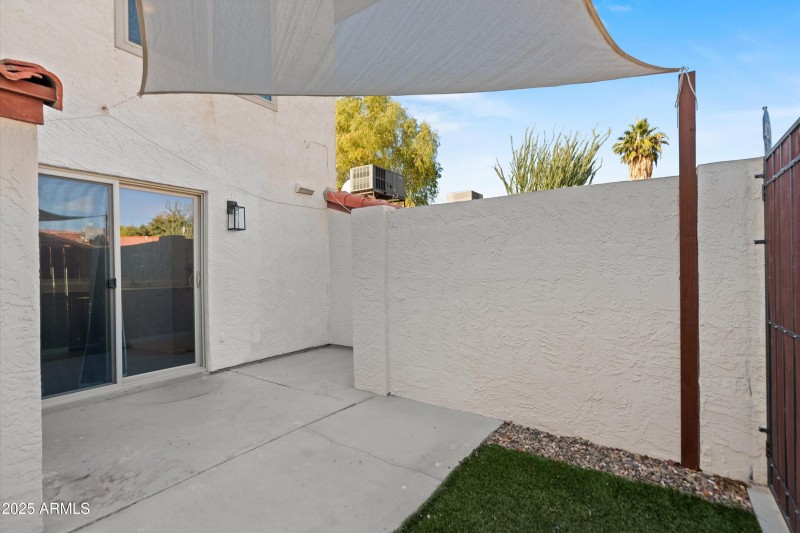 14-20251107-DSC09162