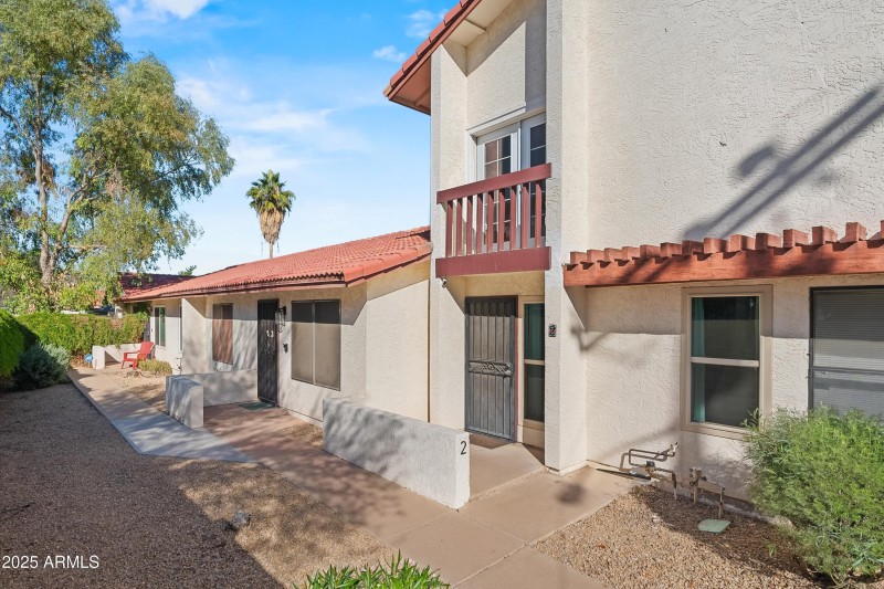 16-20251107-DSC09171