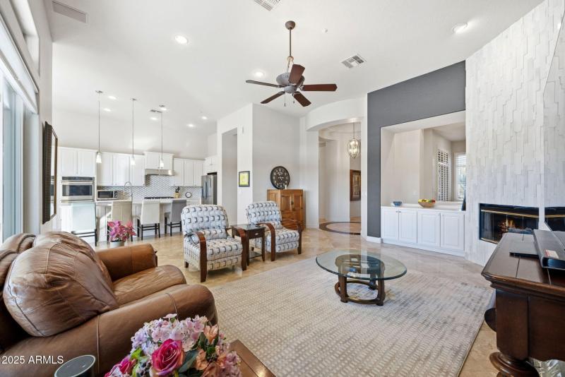 40406 N HAWK RIDGE TRL