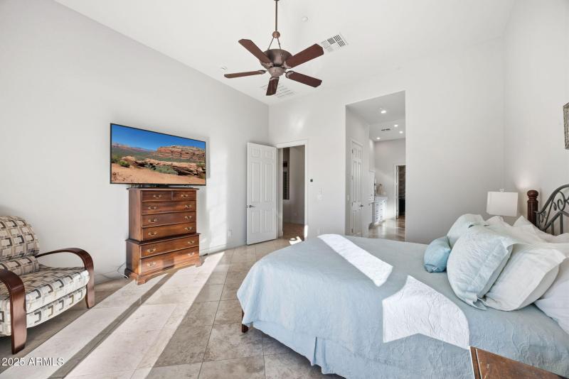 40406 N HAWK RIDGE TRL