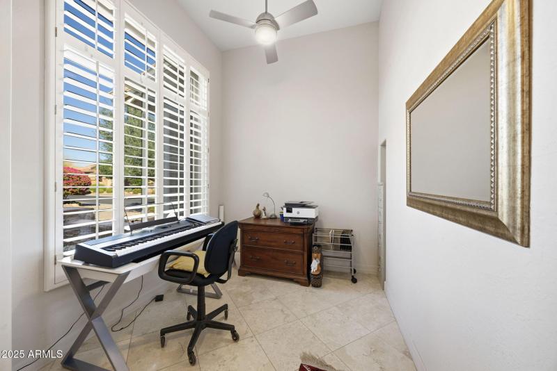 40406 N HAWK RIDGE TRL