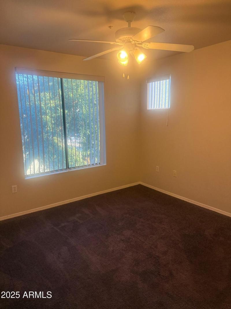 2071 Hawthorne Guest Bedroom