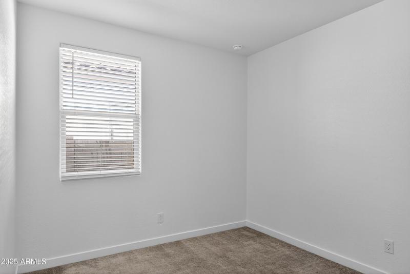 15_2555_W_Sunland_Ave_Phoenix_AZ_85041_U