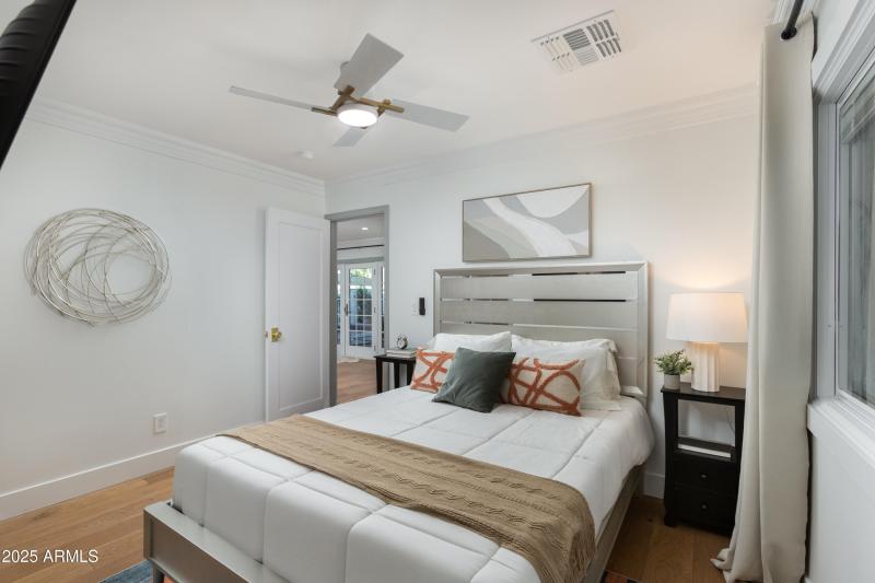 2ND PRIMARY EN-SUITE