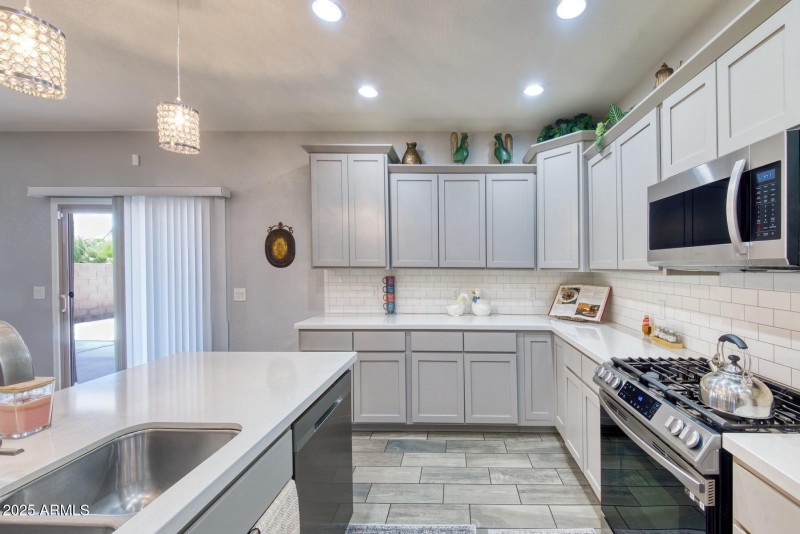 082093-3542 Rhapsody Drive