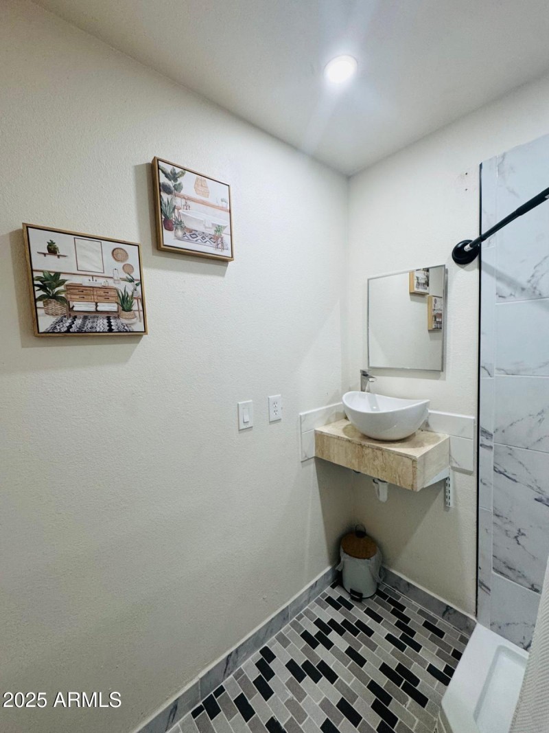 f988925f-1a05-4b26-bc70-9adcdda8688c