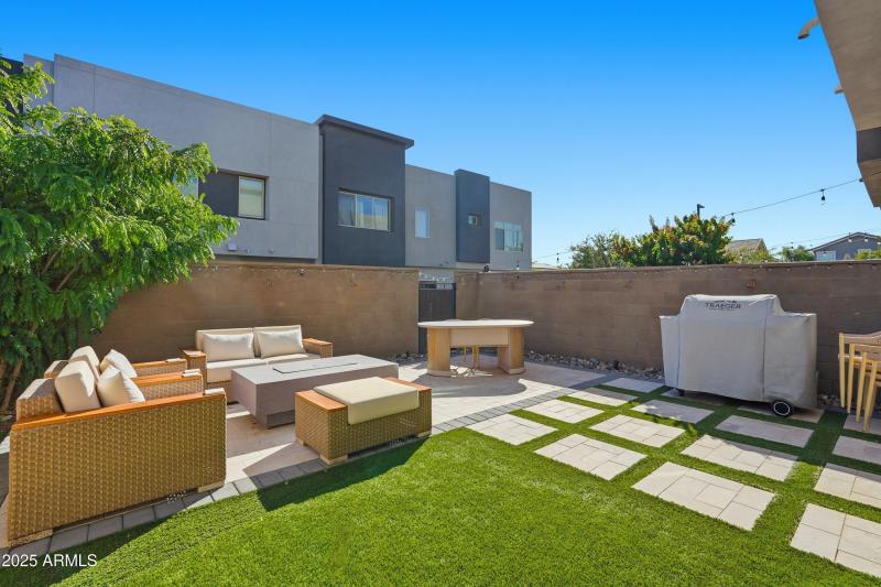 Huge, beautifully designed backyard