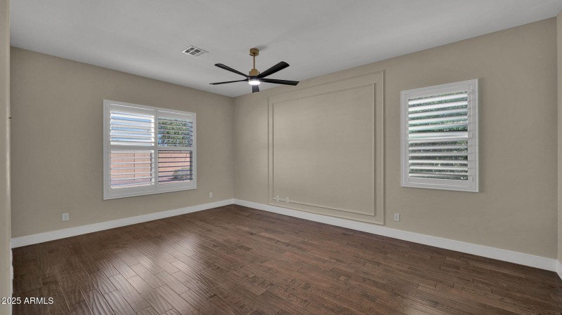 49-web-or-mls-P1276575