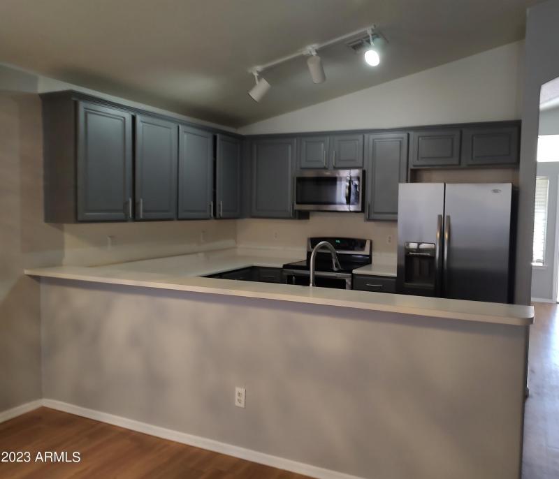 Kitchen with large breakfast bar