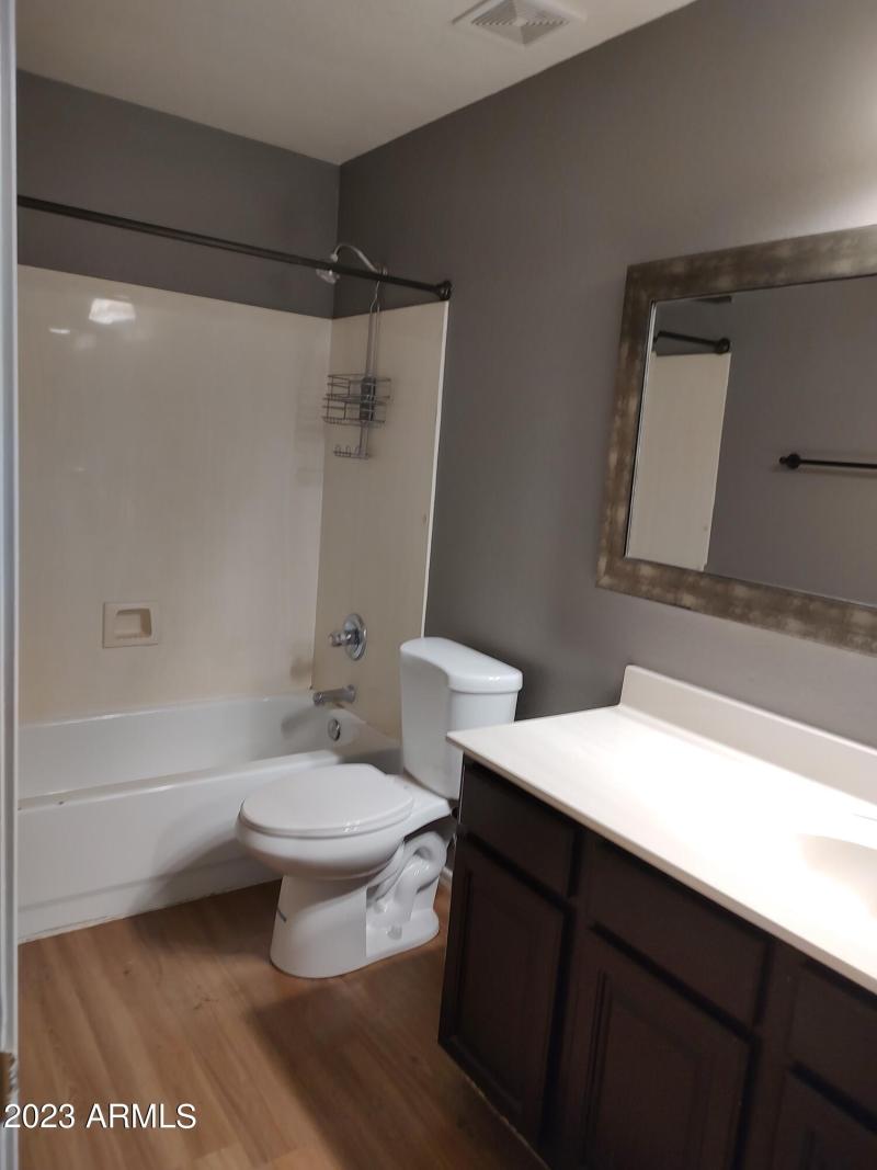 2nd bathroom