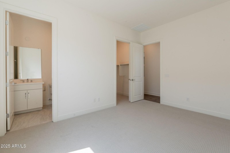 27-web-or-mls-Carlisle-27