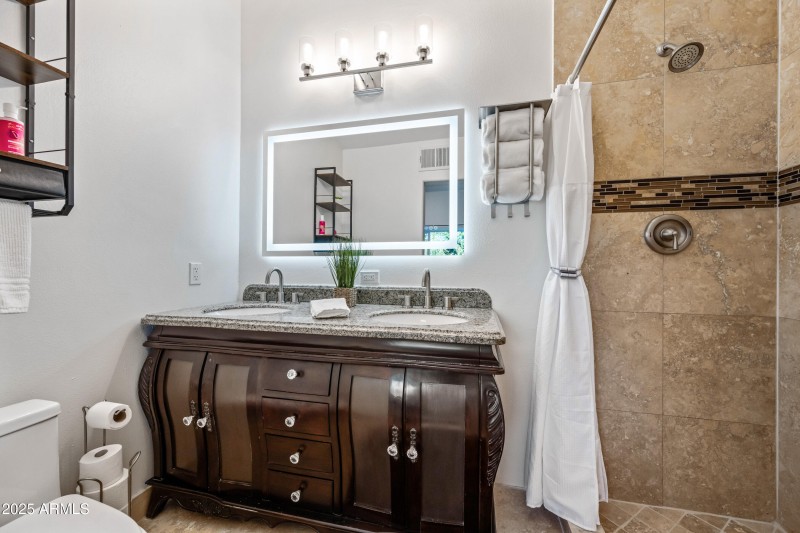 15220 Private Updated Bath