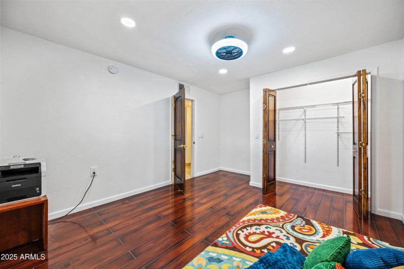 15220 - recessed lighting