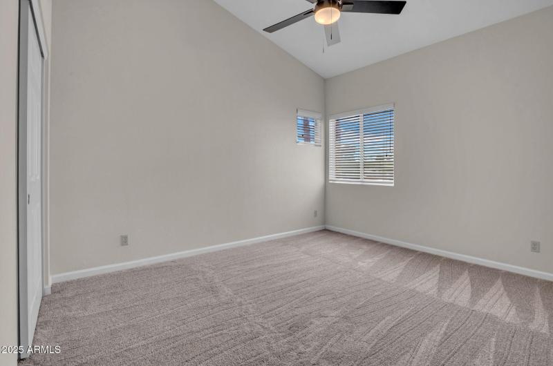 22-web-or-mls-12048 N 40th Way-22