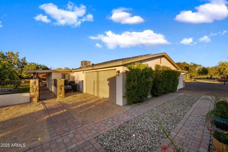 110-15220N27S-ocupix-