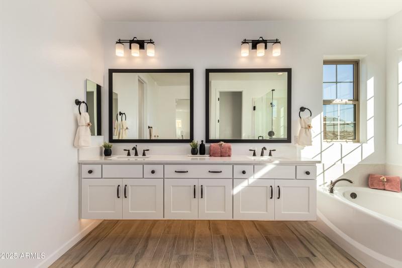 690dfc_23-Rochelle - Copy (2)